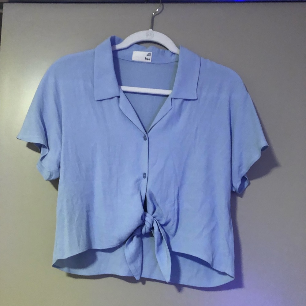 Aritzia button up summer top